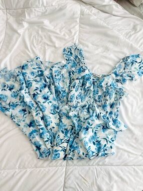 Beautiful floral midi dress size medium